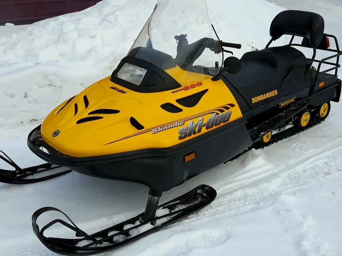 Bombardier ski doo