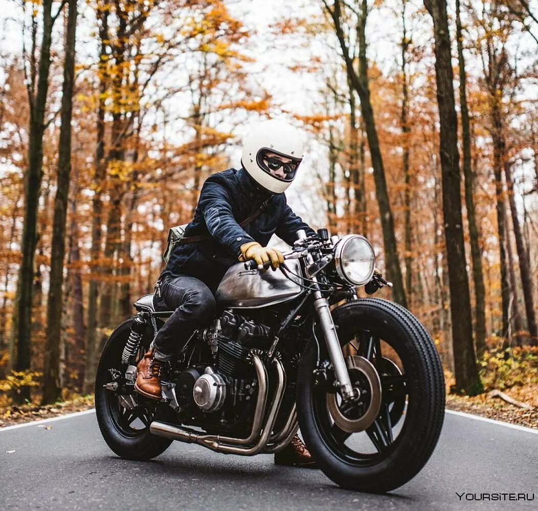 Стили байков. Cb750 Cafe Racer. Honda CB 750 Cafe Racer. Honda CB 750 Custom Cafe Racer. Honda cb750k Custom.