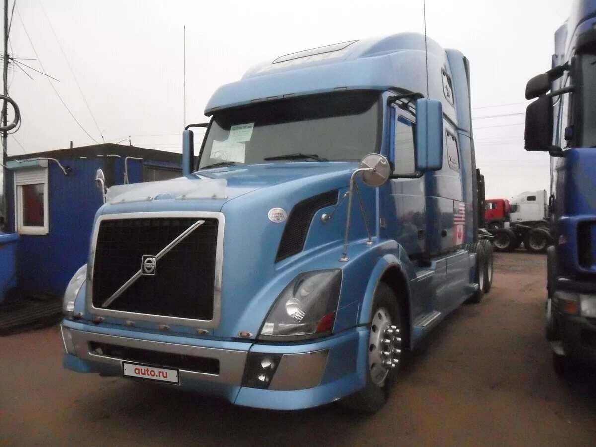 Вольво б у продажи. Вольво внл 2009. Volvo VNL 670 синяя 2009. Седельный тягач Вольво внл 760. Вольво внл 780.