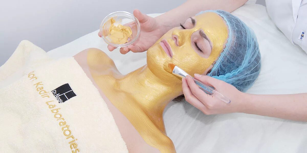 Золотая маска доктор Кадир. Золотая альгинатная маска Gigi. Альгинатная маска и массаж. Альгинатная маска для лица спа.
