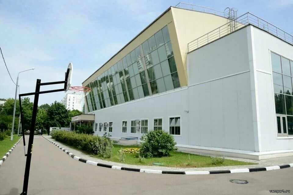 Научно- практический реабилитационный центр абрамцевская ул. Дом престарелых макаров сахалинской области. Здание государственного бюджетного учреждения. Высотка на красных воротах проект. Международная 10 с 5.