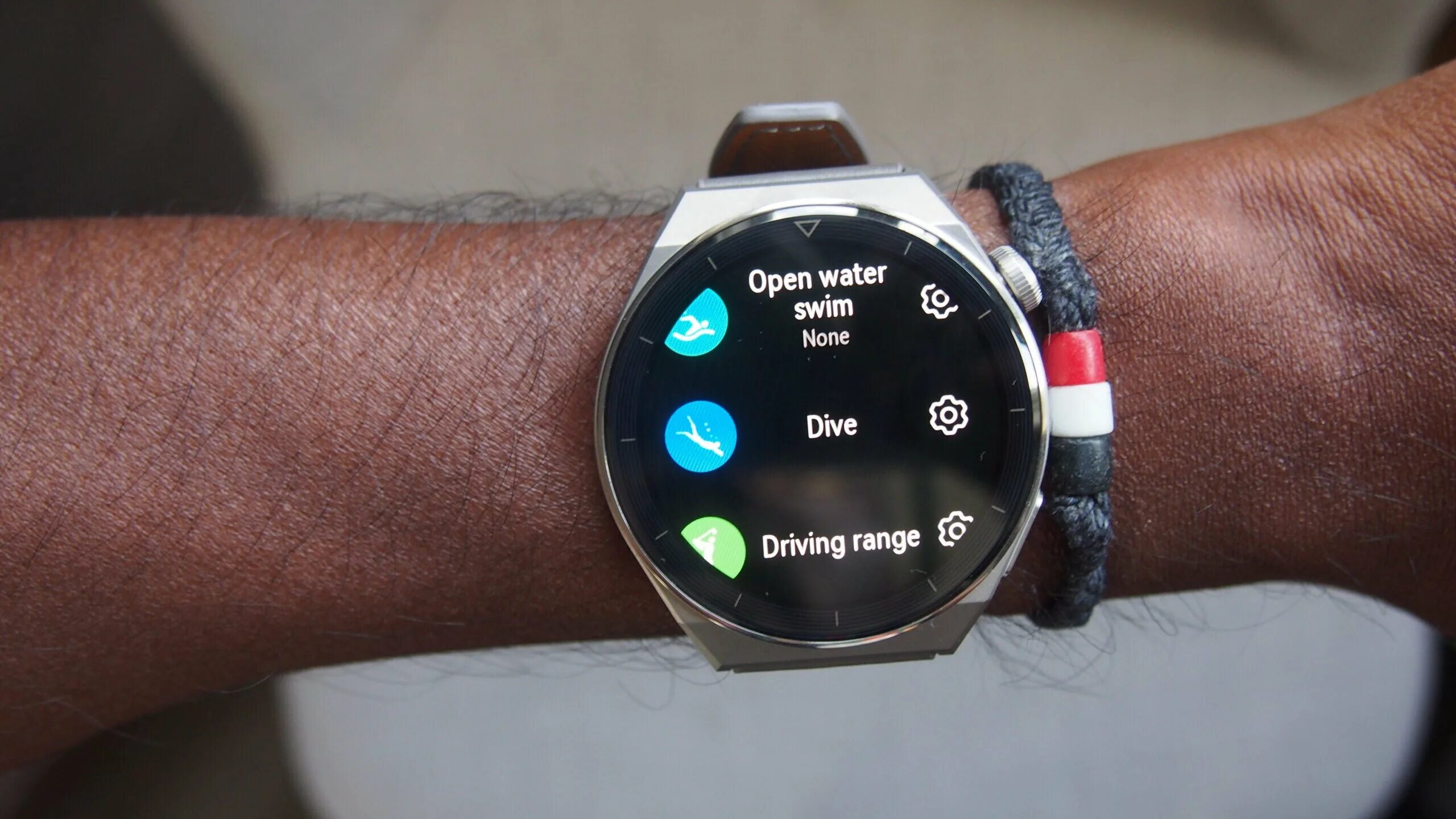 Часы huawei watch 3 обзор. Хуавей часы смарт приложение. часы хуавей вотч 2018. хуавей вотч гт 3 кнопки. хуавей часы gt3 ф.