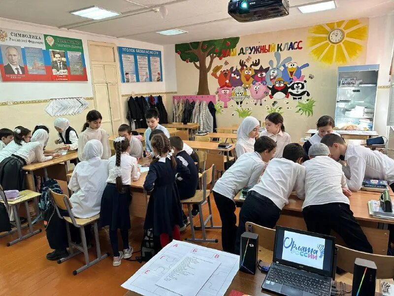 Школа 10 избербаш. Школа 10 избербаш. Школа 10 махачкала учителя школы. Школа 10 избербаш. 10 школа в г.