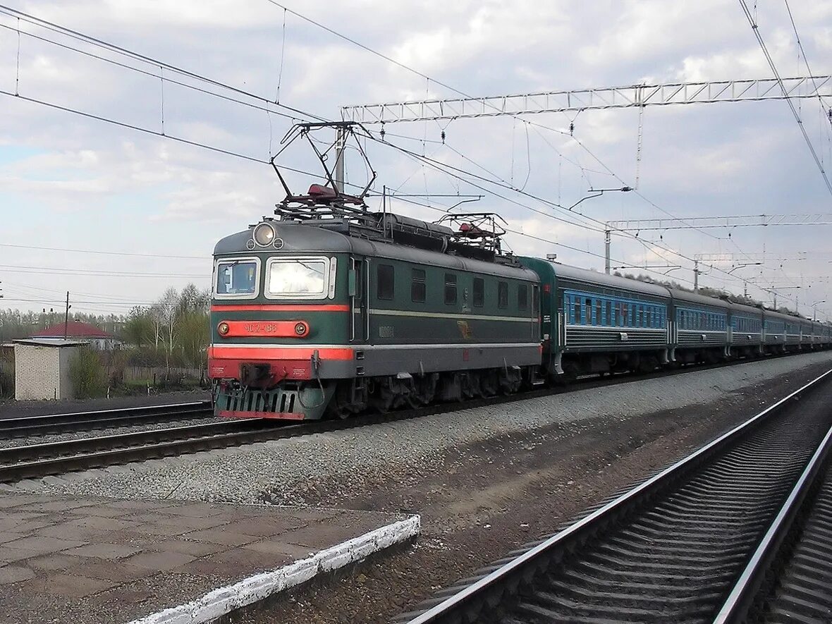 поезд 125е обь. фирменный поезд обь 125е новый уренгой новосибирск. поезд обь. поезд 125е обь. фирменный поезд обь 125.