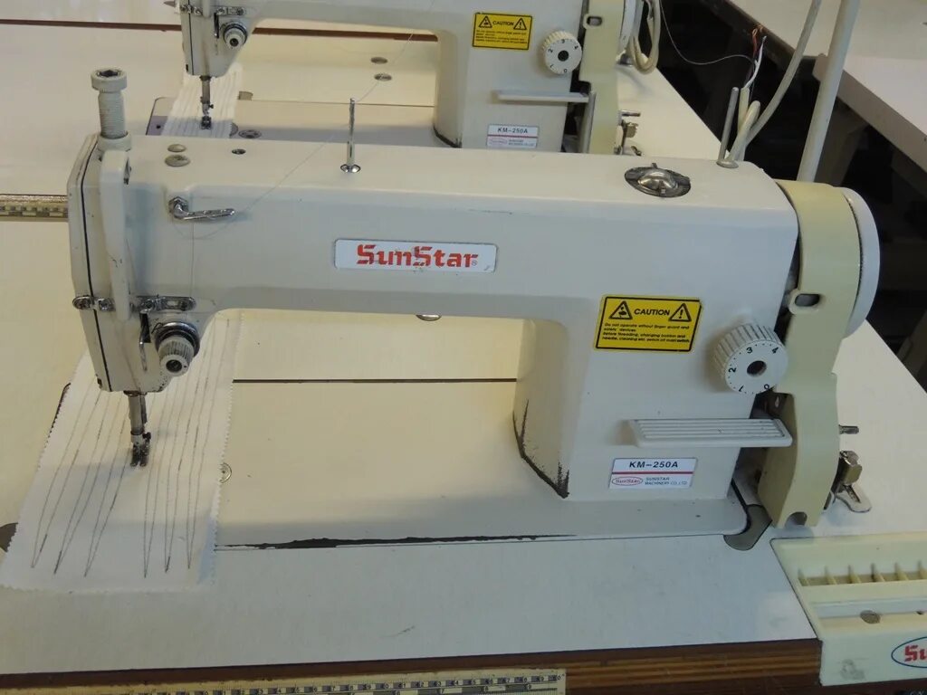 Sunstar местоположение. Промышленная швейная машина sunstar km-250. Швейная машина sunstar km-250a. Швейная машина sunstar km-250a 7s. Промышленная машина Sun Star км 250.