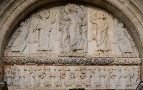 Tympanum латынь