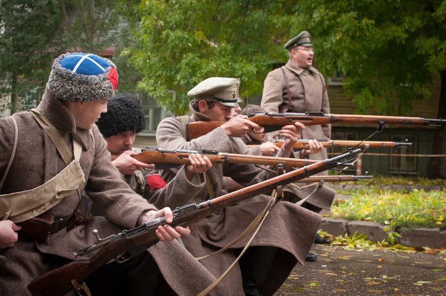 Произведения исторические военные. Белочехи вооружение. Рассказ о военно исторический фестиваль. Форма белополяков. Военно-исторический фестиваль логотип.