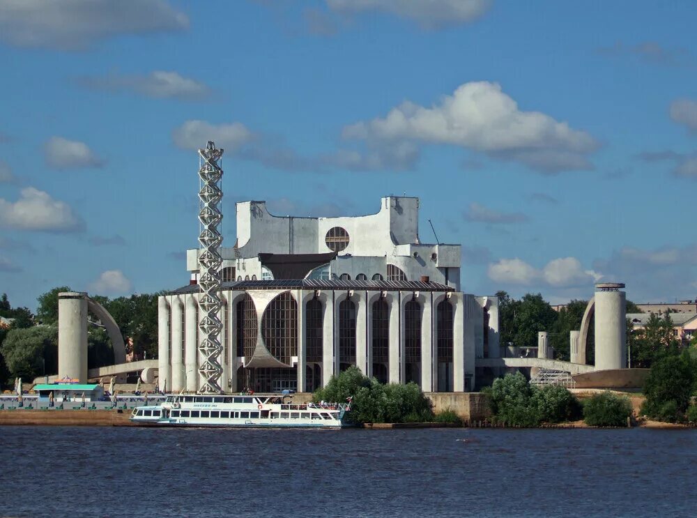 Сайт театра великий новгород