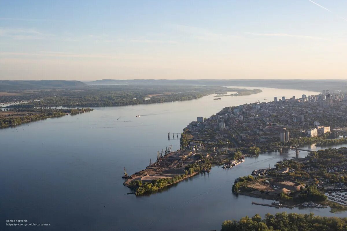 пойма волги у самары. река волга в самаре. вид на набережную самары с реки. самара (приток волги). волга ривер самара.
