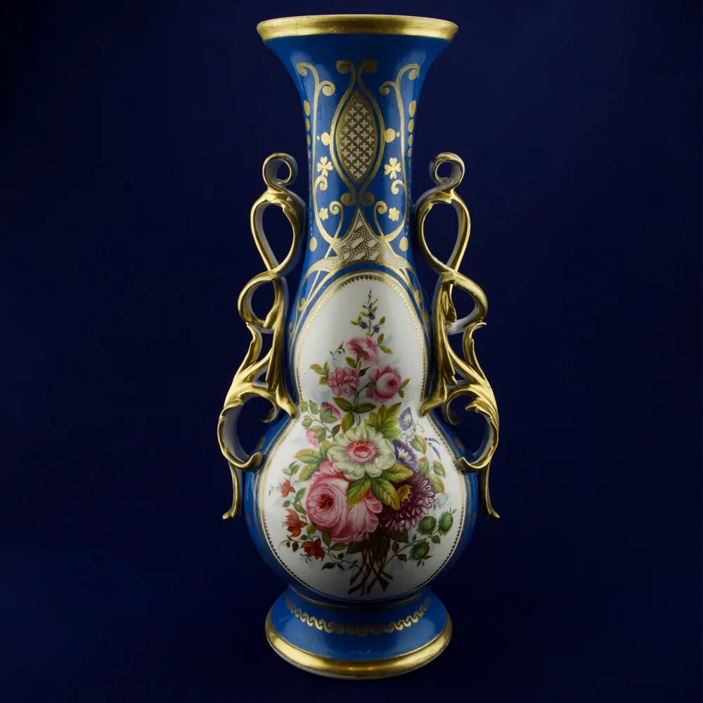 антикварные вазы. Capodimonte фарфор ваза. ваза фарфоровая мейсен 18 век. старинные вазы. фарфоровая ваза.