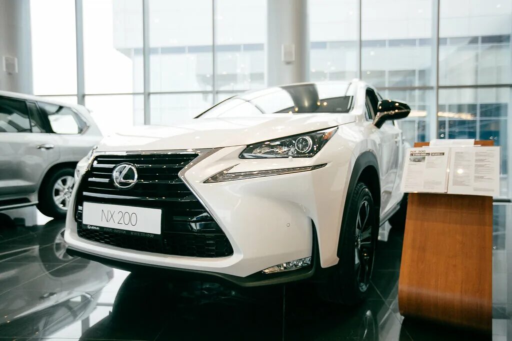 Лексус рх 350 2015. Лексус черный. Лексус чья марка страна производитель. Lexus is 250 2022. Lexus lf 350.