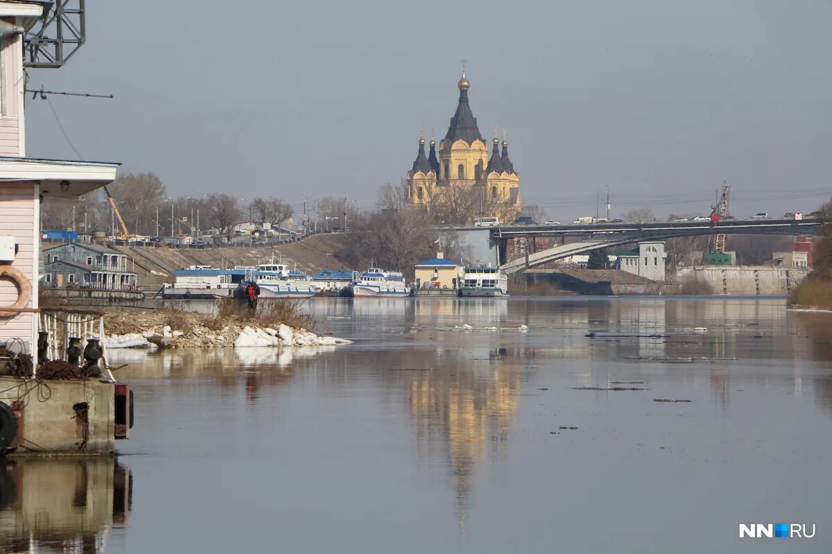 Великий новгород уровень воды. Половодье Нижний Новгород. Ока половодье Нижний Новгород. Наводнения в Нижегородской области. Разлив реки Оки в Нижнем Новгороде.