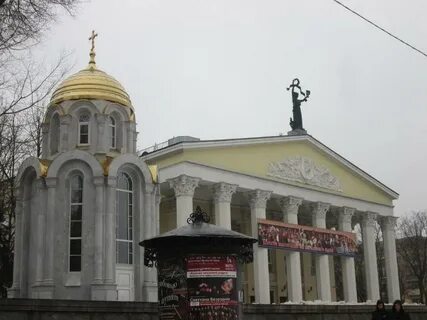 Соборная площадь 4
