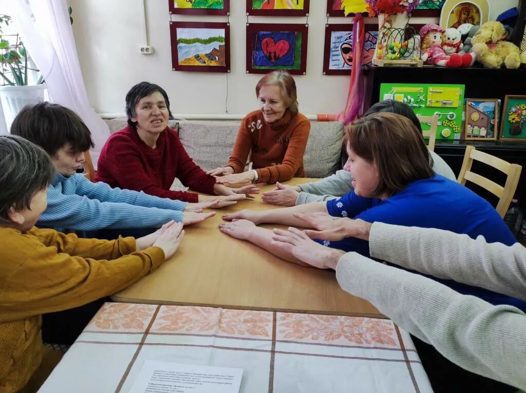 Занятие психолога коммуникацию. Занятия с психологом для детей. Психологический тренинг в детском саду. Занятия с психологом для детей. Занятия психолога с детьми дошкольниками.