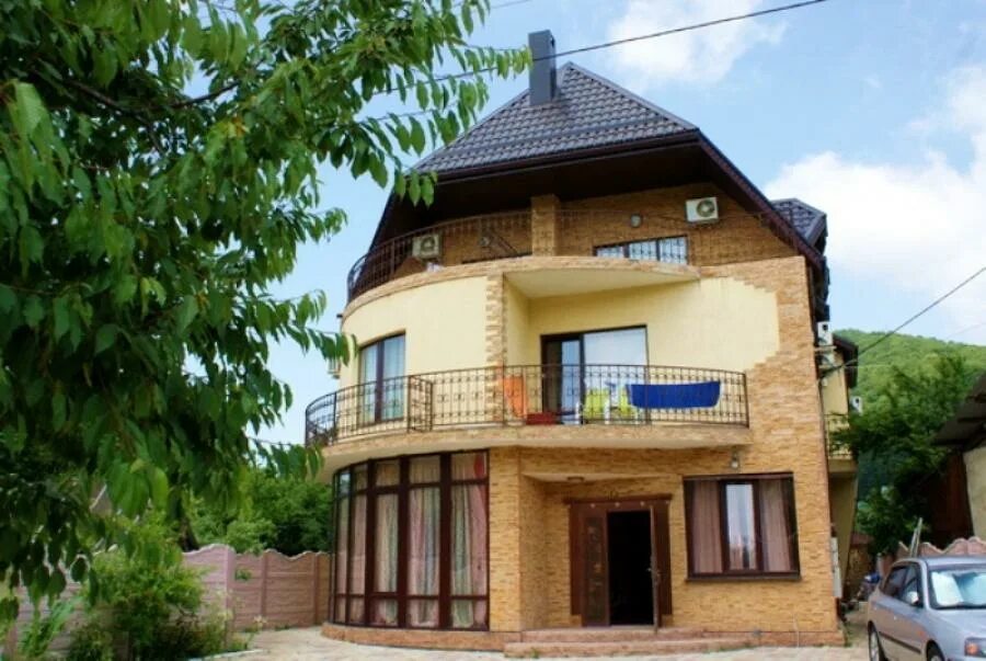 Гостевой дом синди агой. Гостиница агой в поселке агой. Баня фантазия агой. Гостиница фантазия в дивноморске. Гостиница фантазия междуреченск.