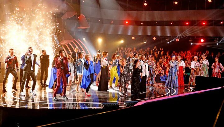 Все вместе 2 финал. Самые популярные телешоу в россии. Арпи абкарян ну ка все вместе. Группа доредос 2022. Грандиозный финал.