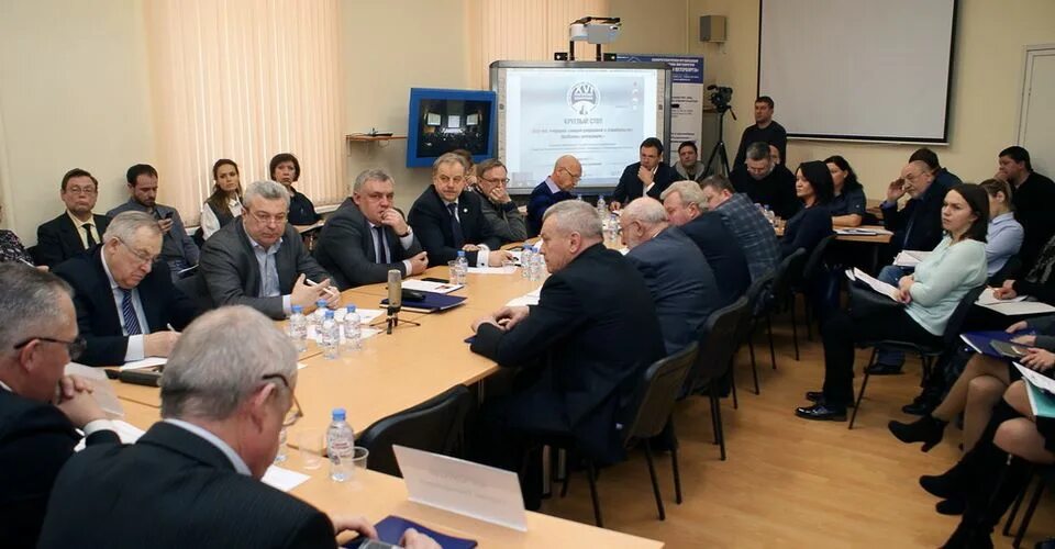 Проректор по перспективным проектам. Умо спб. Умо. Умо спб. Строительная лаборатория логотип.