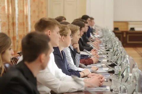 Правительство молодежи