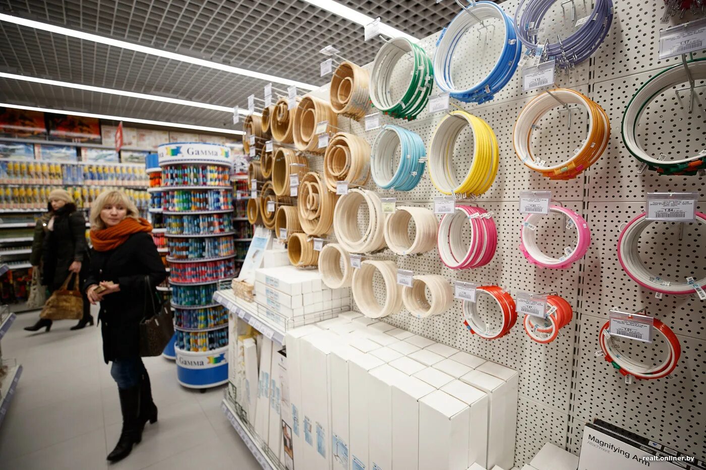 Леонардо магазин минск адреса. Леонардо муром магазин. Галерея минск леонардо. Леонардо в городе лентор. Магазин леонардо в минске.