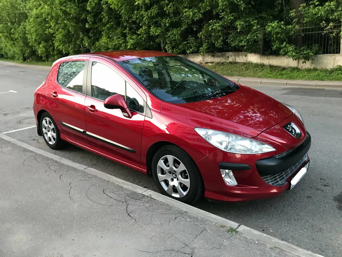 Купить пежо 308 2008 года. Пежо 308 2008 красный. Пежо 308 2011 красный. Peugeot 308 Hatchback. Пежо 308 2008.