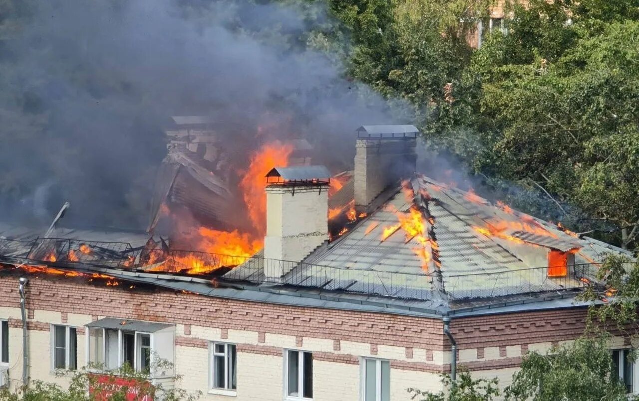 Пожар в Красногорске. Пожар Красногорск Комсомольская 45. Пожар в Красногорске сейчас 01.03.24. Krasnagorsk SEGODNYA. Что творится в красногорске