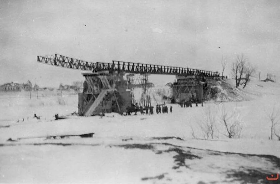 Захват курска. 1943 Год Кировский мост Курск. Кировский мост Курск. Курск Кировский мост Тускарь. Оккупация Курска.