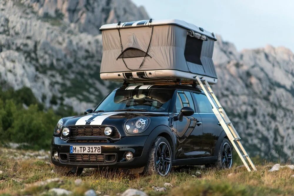 Camp car. Mini Cooper s Countryman Camp 2013. Mini Cooper Camper. Кемпер для мини Купера. Мини Купер автодом.