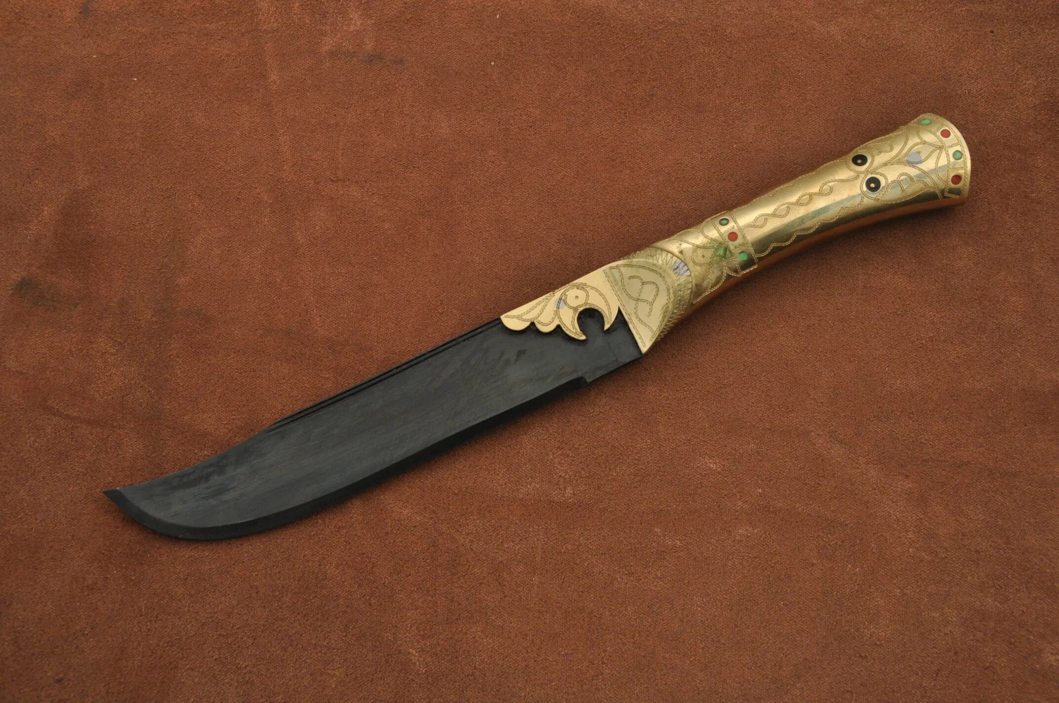 Нож из латуни. Ножи м390 рукоять айронвуд. Больстер на леуку. Больстер латунь нож. Литье для ножа мельхиор.