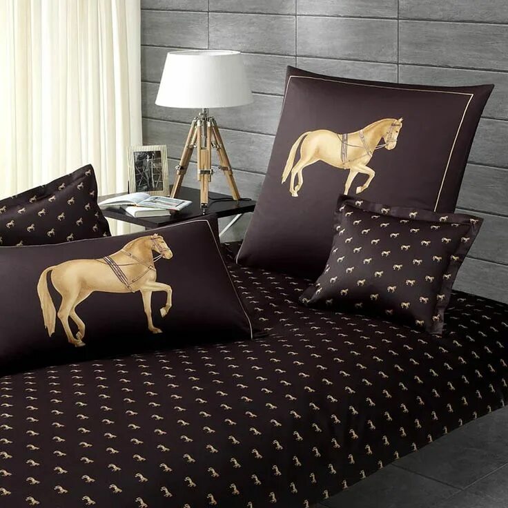 Bed horse. 5 спальное. Постельное белье с лосями. Постельное белье с лошадьми. Bed horse.