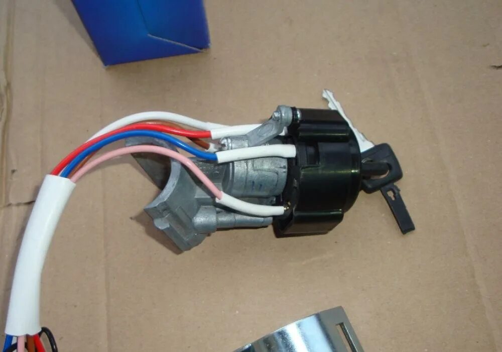 2126-3704005 замок зажигания. Замок зажигания волга 3110 (8 конт. Замок зажигания газ паз 3110. Замок зажигания газель 3302. Замок зажигания волга 3110.