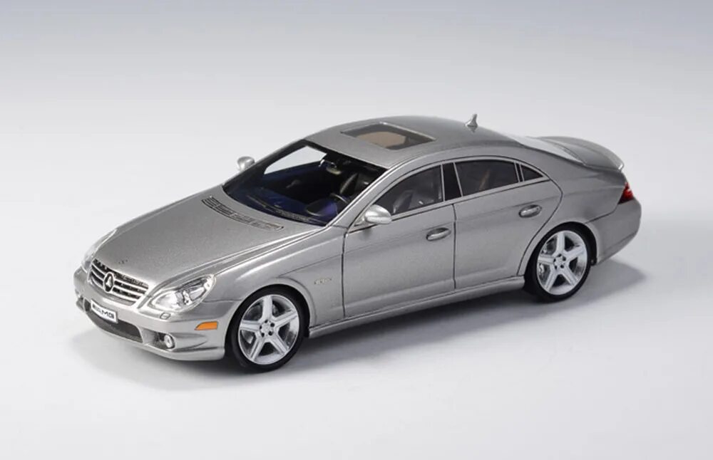 Игрушечная модель мерседес цлс 63. Mercedes cls 1:18. Cls моделька. Модель 1/43 mercedes-benz cls c219. Модель машинки cls 350 2004.