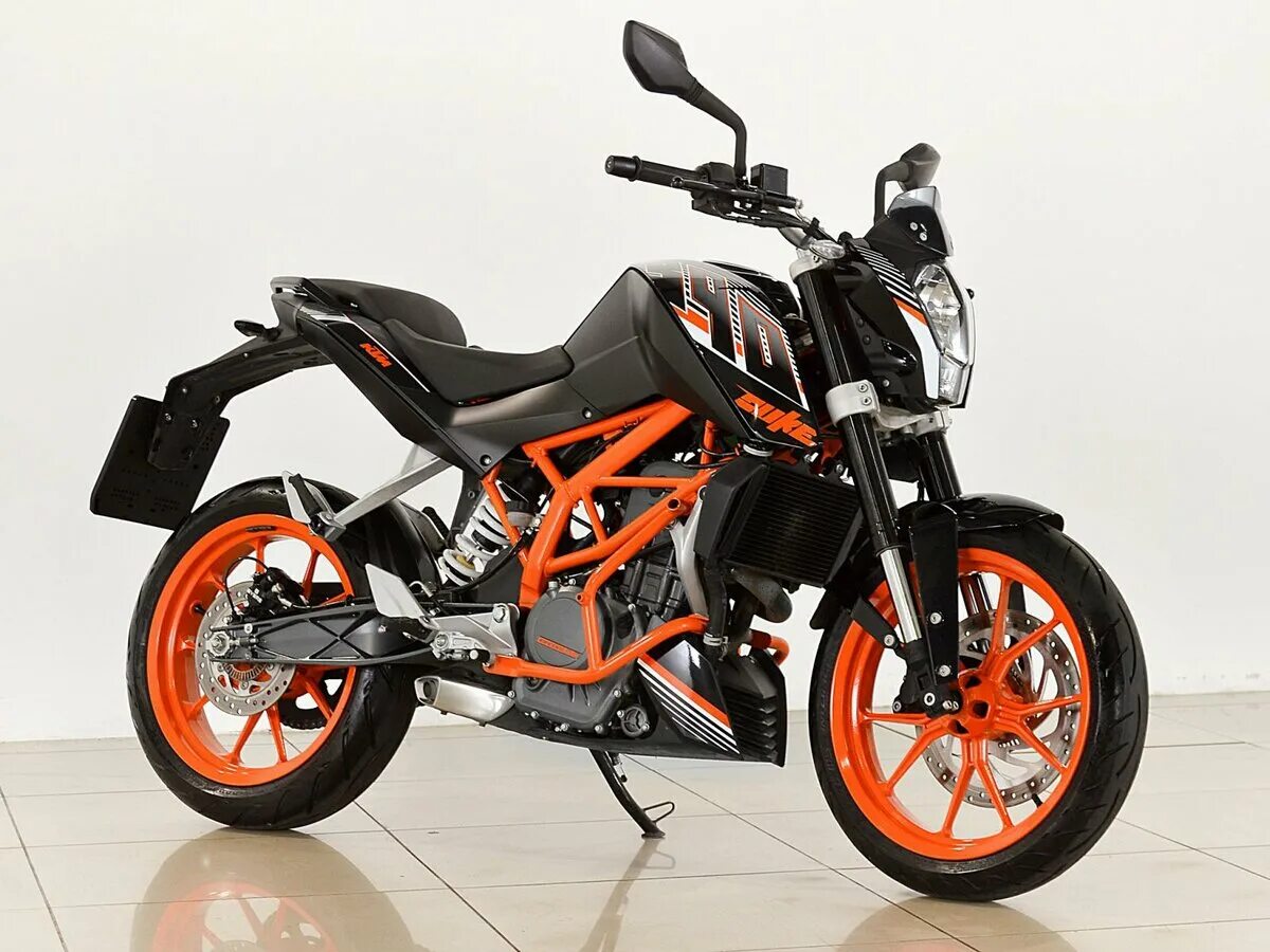 Мотоцикл KTM Duke 390. KTM Duke 390 Duke. КТМ Дюк 390 черный.