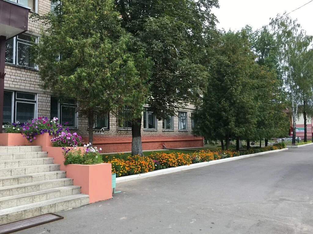 Гимназия №1 жлобин. Школа искусств 2 город жлобин. Жлобина имени в. Жлобин 19 микрорайон. Сш жлобин.