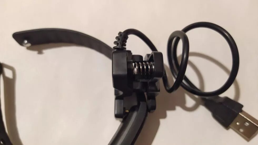 Digma force a5. Смарт-браслет digma force a4 tft black (a4b).
