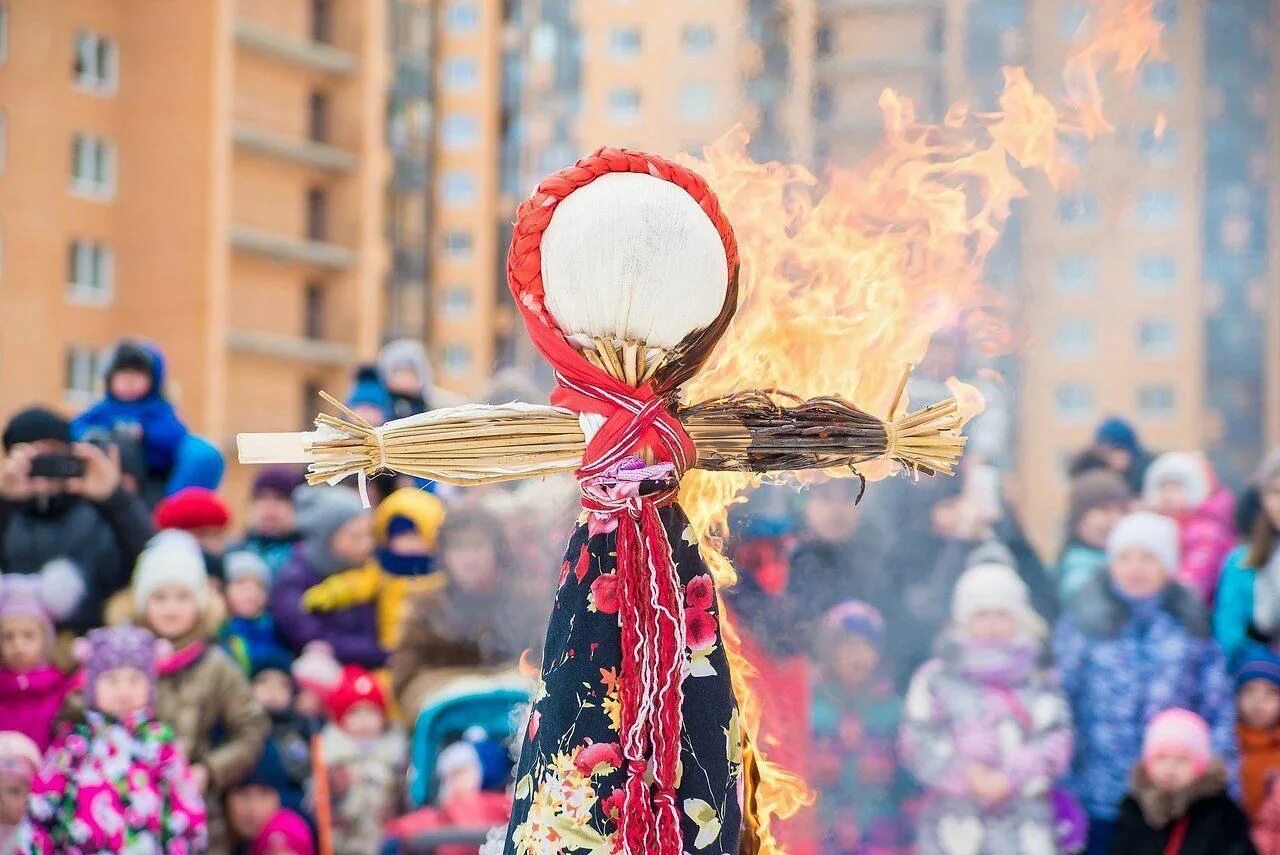 Когда жгут бабу на масленицу