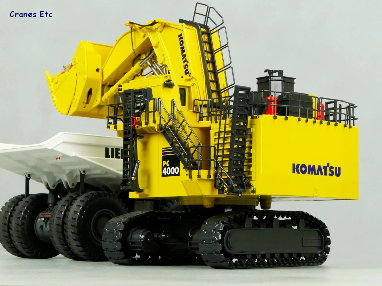 Komatsu pc4000. Экскаватор коматсу 4000. komatsu pc4000-11. экскаватора комацу pc4000. электрический экскаватор комацу рс 4000.