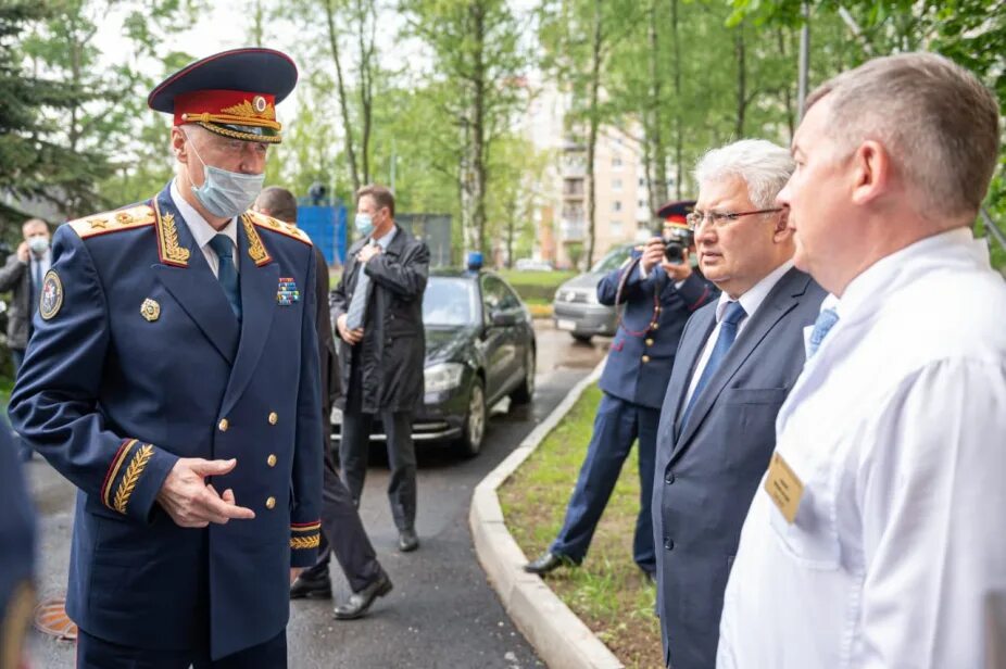 Спб гбуз госпиталь для ветеранов. Бастрыкин госпиталь. Госпиталь ветеранов войн СПБ. Бастрыкин госпиталь ветеранов. СПБ ГБУЗ ГВВ.