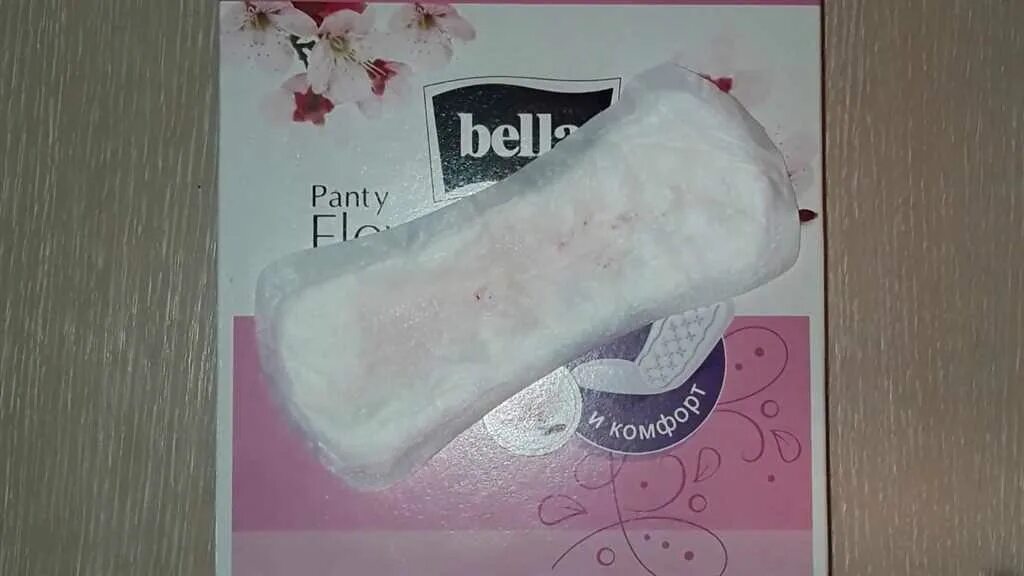Использованные томпор. Использованные томпор. Зачем девушкам нужны прокладки. Для чего нужны прокладки для мужчин. Как правильно одевать прок.