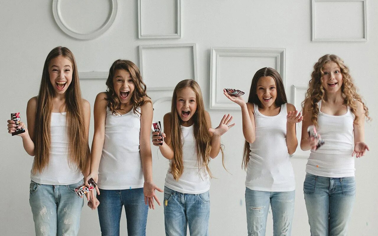 Кристина пименова 2005. Тинейджеры девочки. Милана богатырева. Группа open kids. Девочка летом.