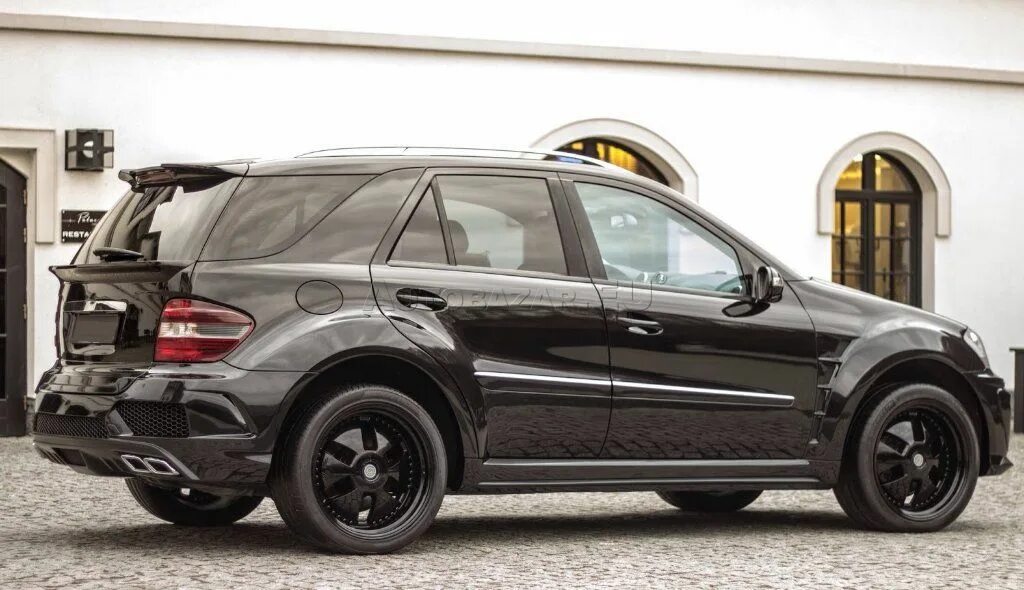 Мл 164 тюнинг. Мерседес мл w164. мерседес мл 164. mercedes ml w164 black. мерседес w164 amg.