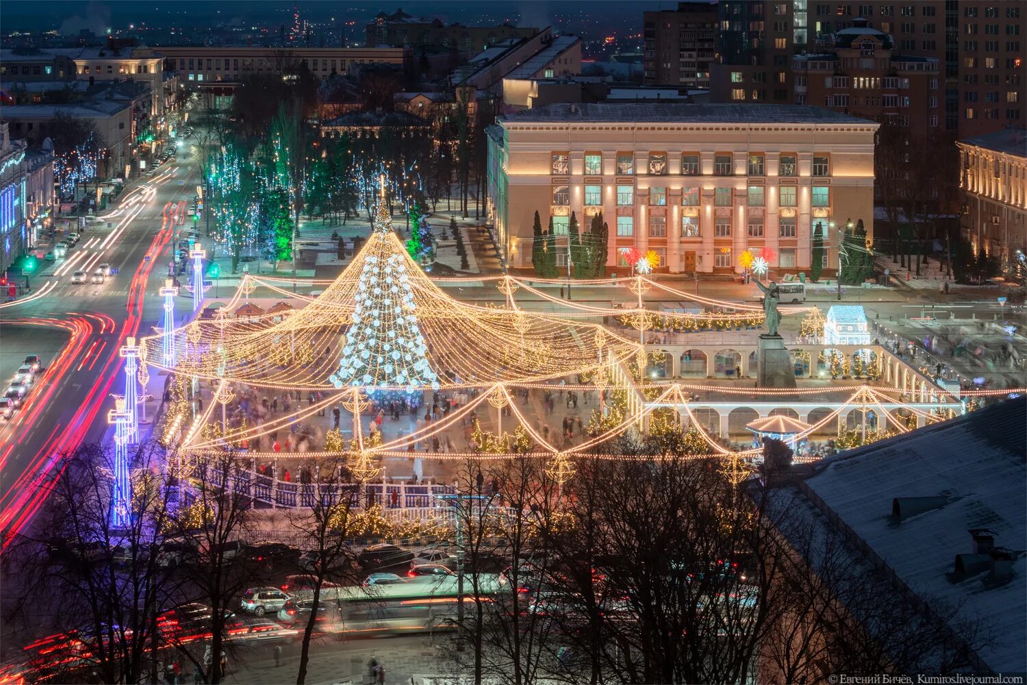 Воронеж город нового года. Воронеж. Воронеж 2023. Елка Воронеж 2023. Площадь Ленина г Воронеж.