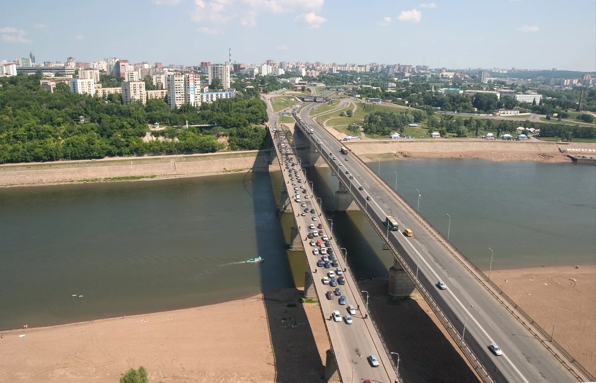 Набережная реки уфы. Река белая уфа. Река белая башкирия уфа. Город уфа на каких реках. Вид на реку белая уфа.