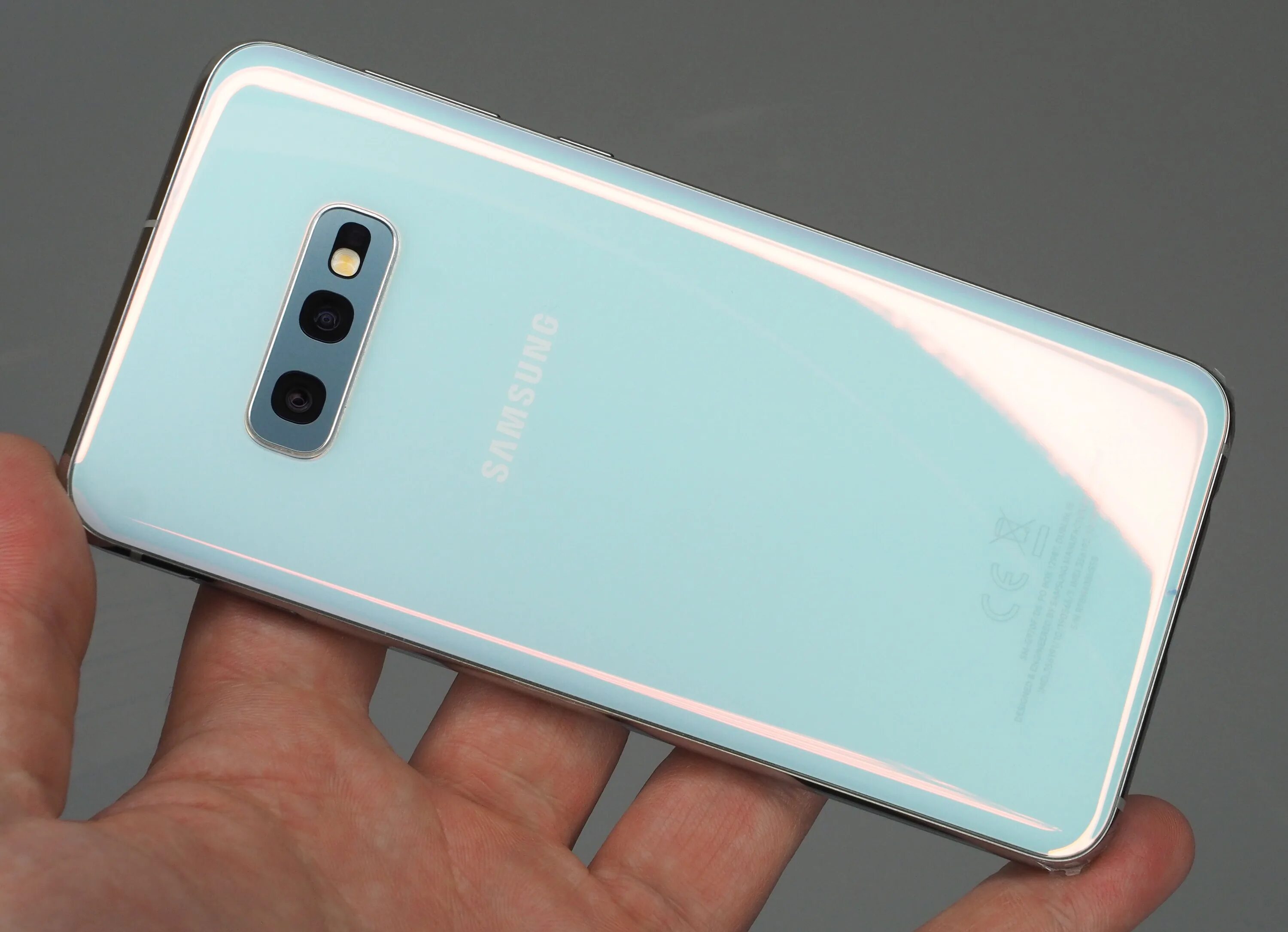 Samsung 10 e. Samsung Galaxy s10e. Самсунг галакси s10 е. Samsung Galaxy s10 s10e. Samsung Galaxy s10e White.