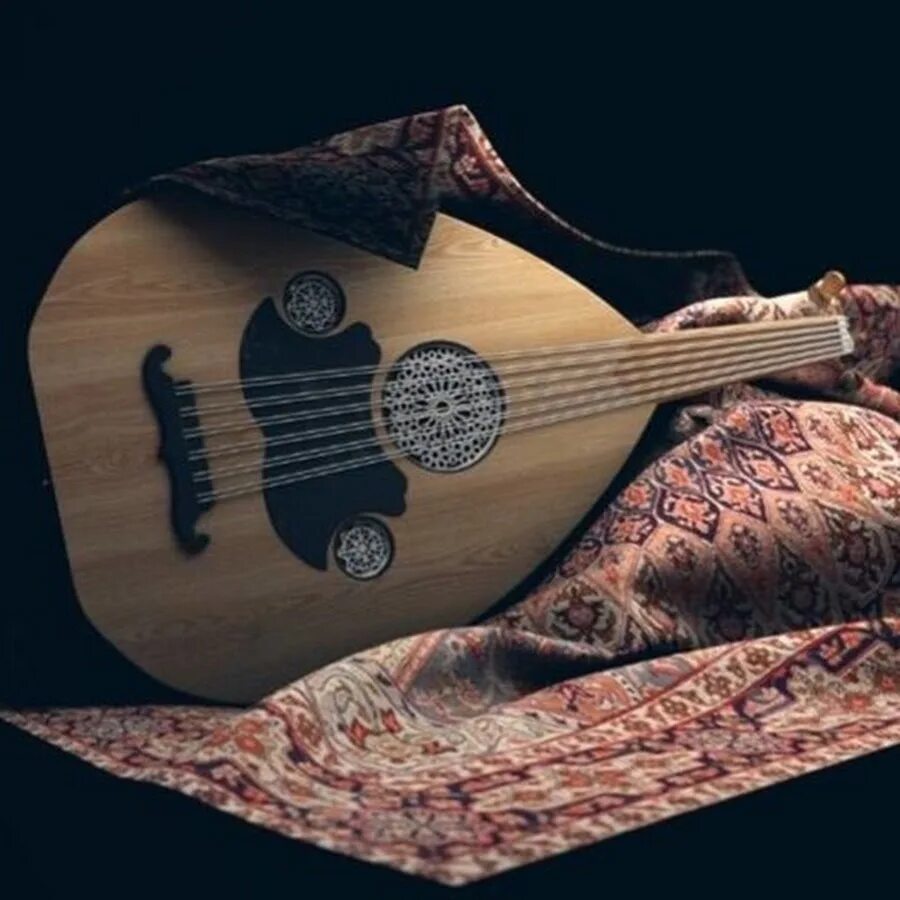 Oud музыкальный инструмент. Этнические музыкальные инструменты. Арабские музыкальные инструменты. Музыкальные инструменты арабских стран.