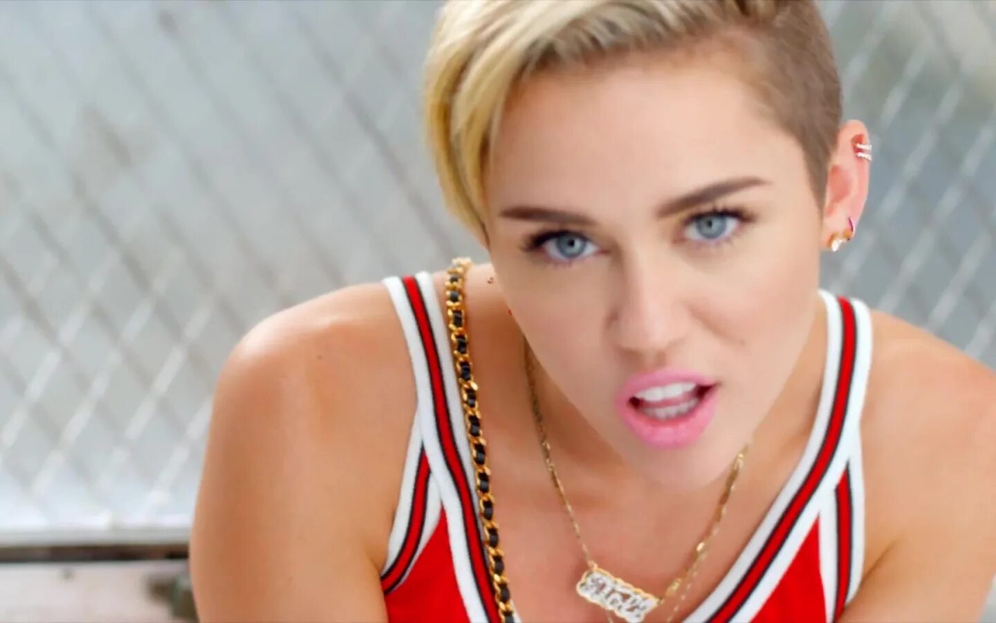 Майли Сайрус. Miley Cyrus 23. Mayli Cyrus 23. Майли Сайрус made it 23. Island miley