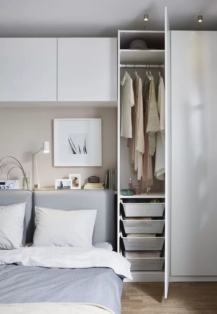 Маленькая спальня шкаф купе фото Pin on Home Bedroom interior, Home room design, Interior design bedroom