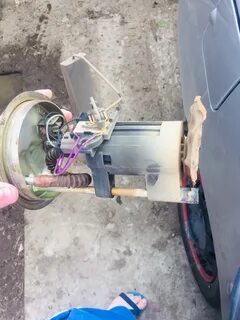 Ваз 2112 где бензонасос