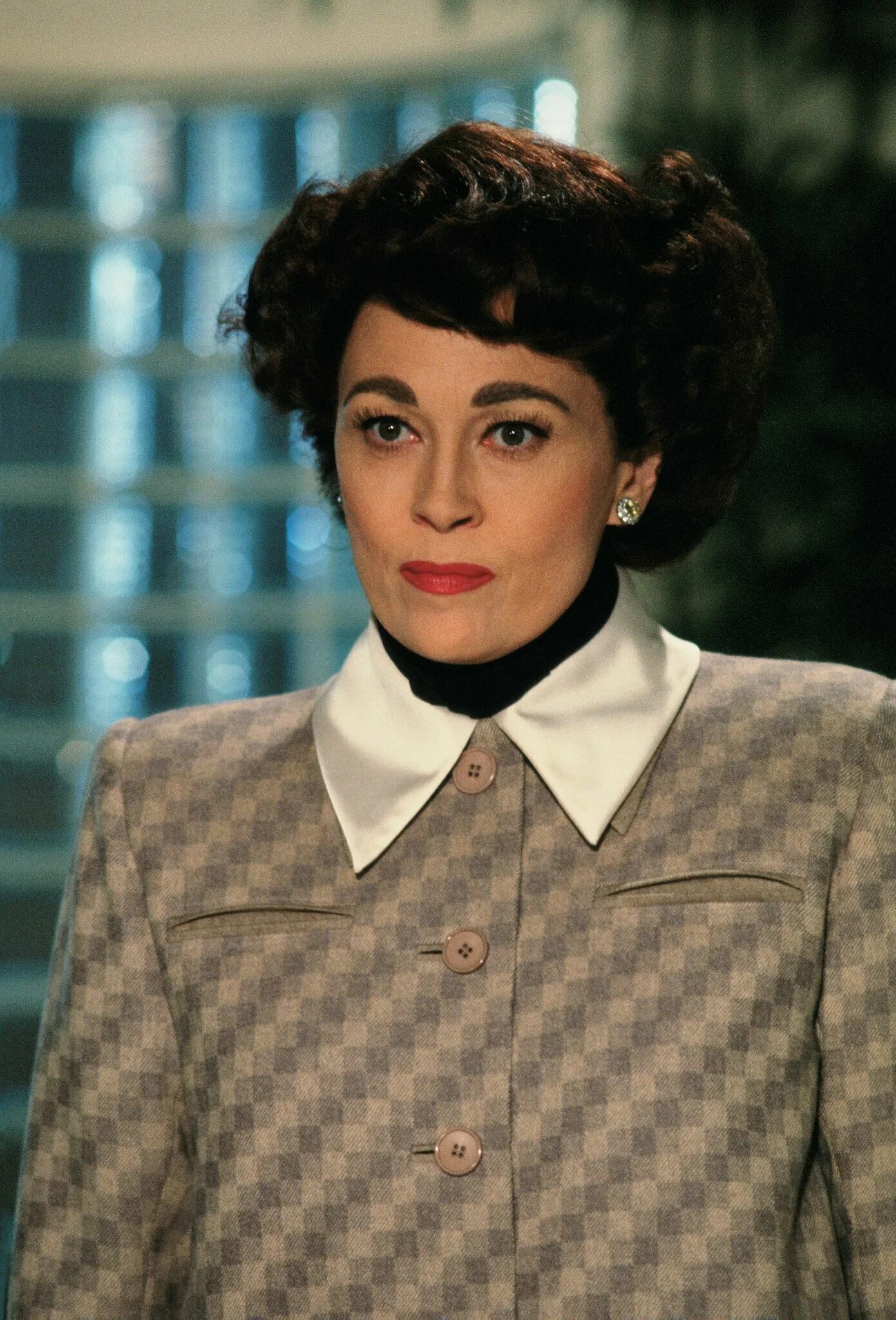 Мама дорогая 3. Дорогая мамочка 1981. Joan Crawford Mommie Dearest. Mommie Dearest 1981.