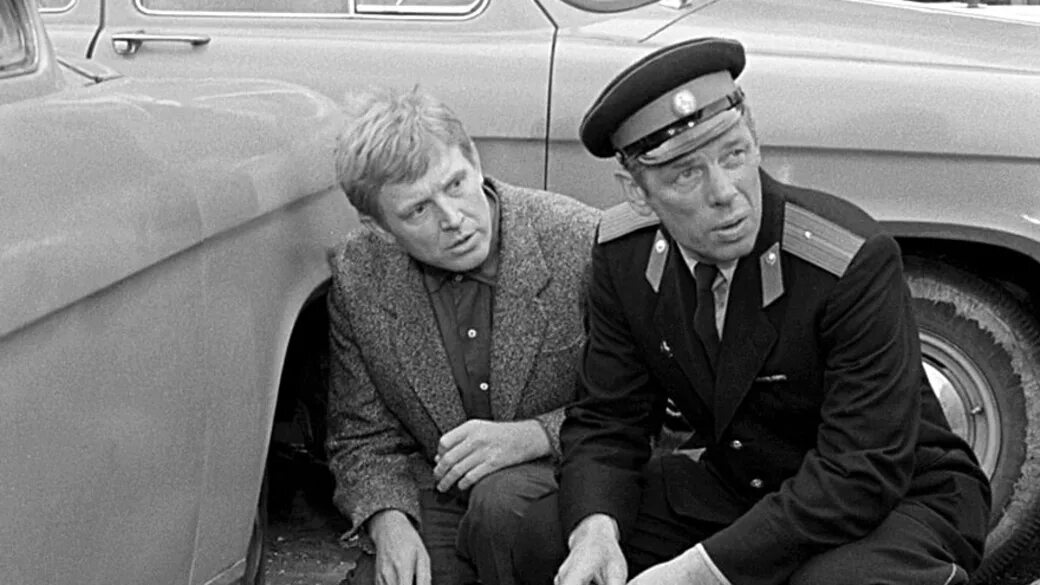 Берегись автомобиля гараж. Берегись автомобиля фильм 1966. берегись автомобиля фильм 1966 смоктуновский. олег ефремов берегись автомобиля. юрий деточкин берегись автомобиля.