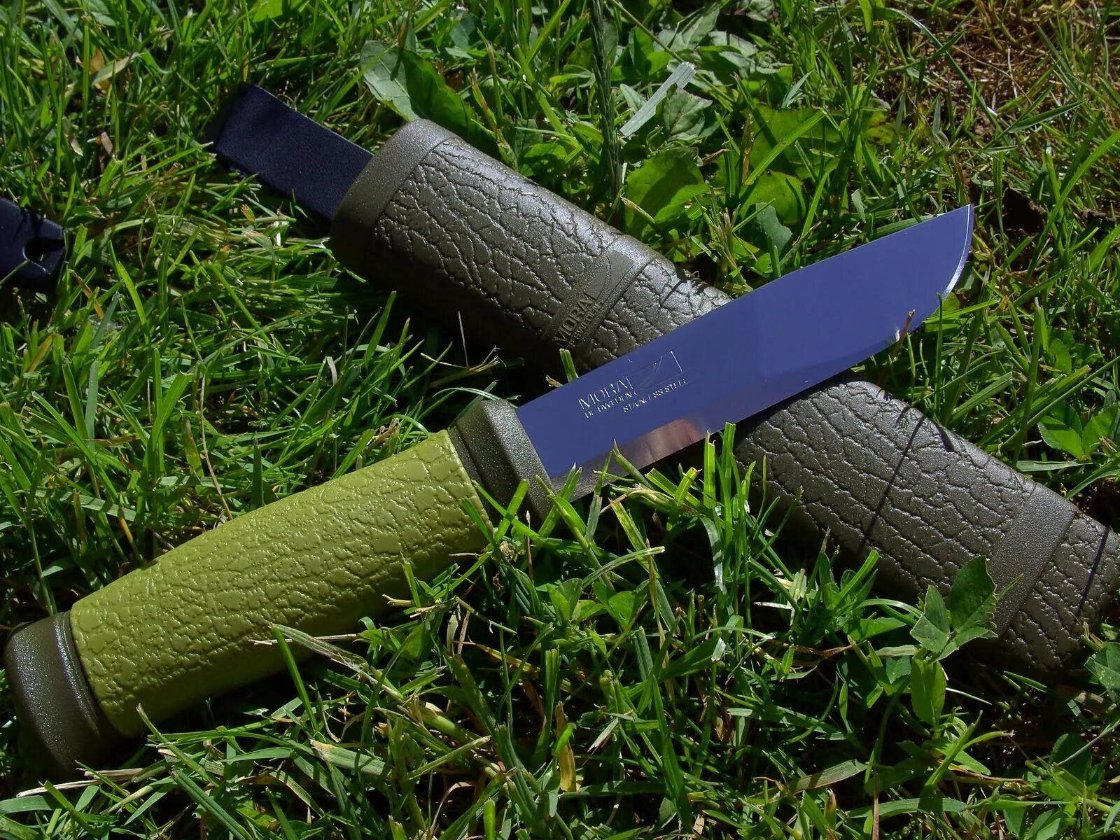 Ножи производителей стран. Morakniv Outdoor 2000. Нож Mora Outdoor 2000. Morakniv Mora 2000. Нож Mora Outdoor 2000 10629.